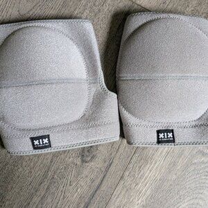 CXIX kneepads